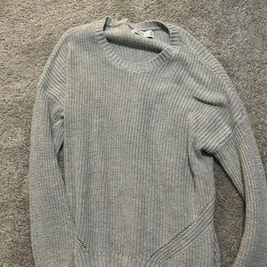 Brand new Hollister gray knitted sweater size XS never been worn comfy and cozy
